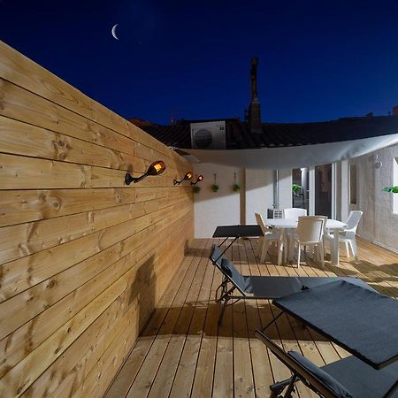 Superbe Appartement A 2 Pas Des Halles, Climatise, Terrasse, Garage Narbonne Exterior foto